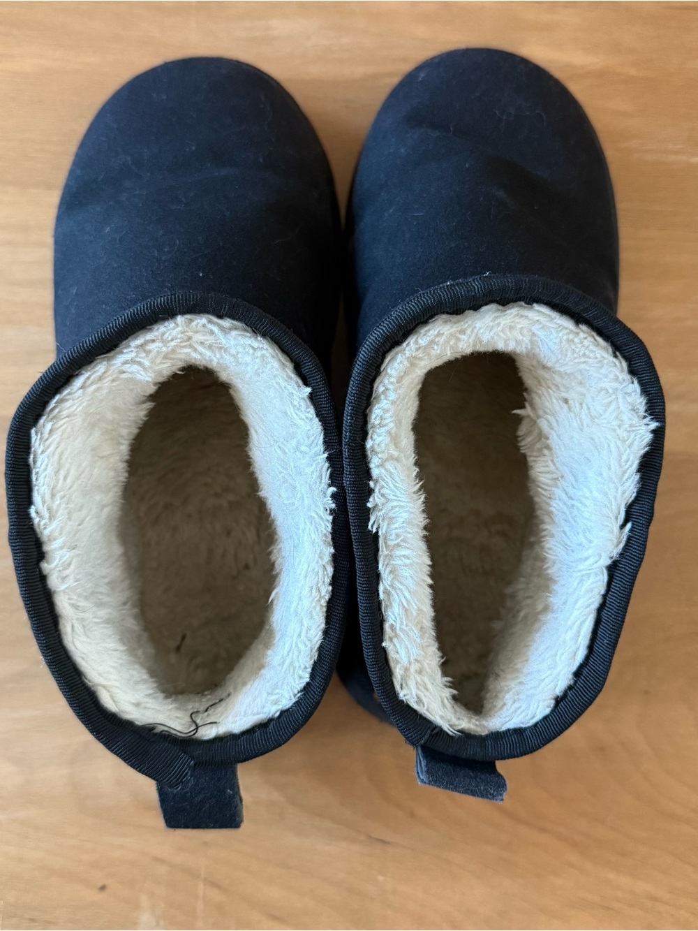 Black fuzzy platform boots/fake Uggs, size 8, perfect for fall!